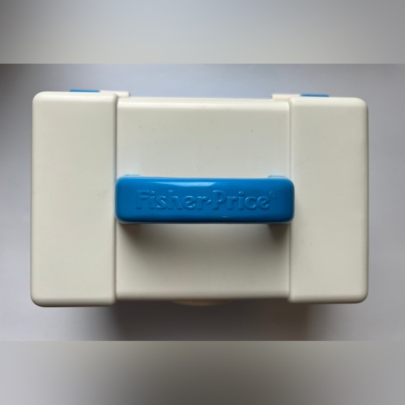 Vintage Fisher-Price Baby’s Toolbox - Picture 4 of 7